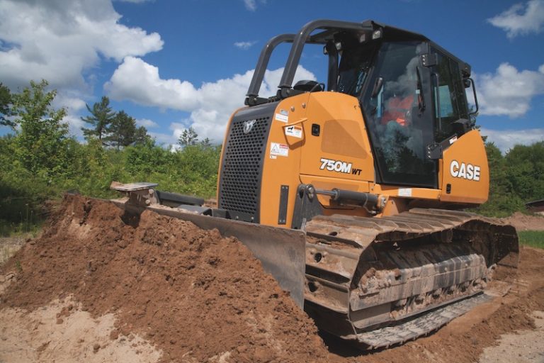 CASE 750M Dozer Bulldozer Sonsray Machinery CE 2015-case-750m-wt-online-auctions-equipmentfacts